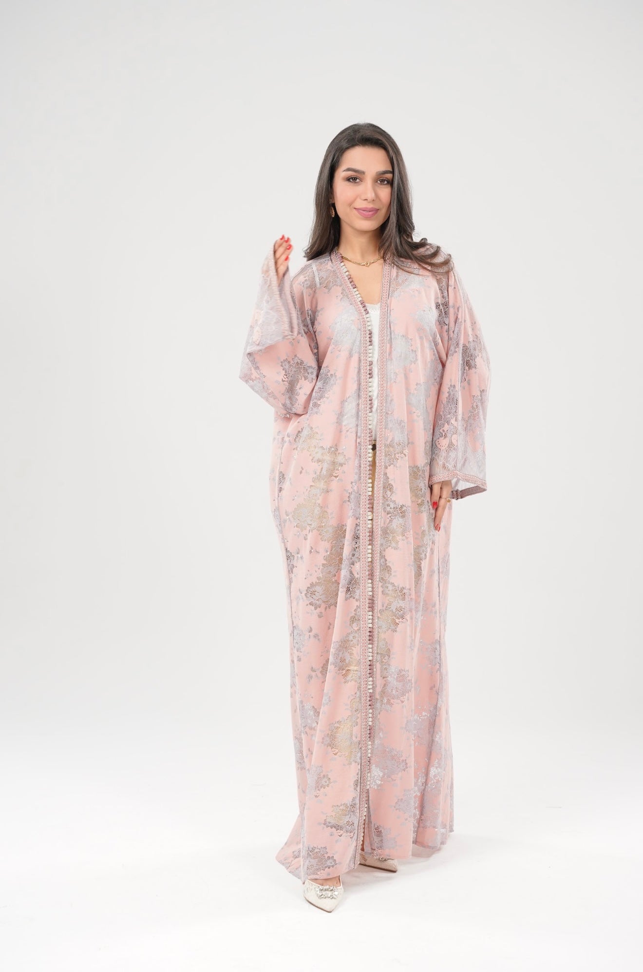Dantel Abaya